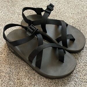 Chacos black M10
